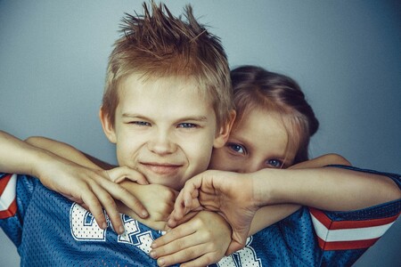 "Mi hijo tiene un amigo tóxico": ¿qué podemos hacer los padres?