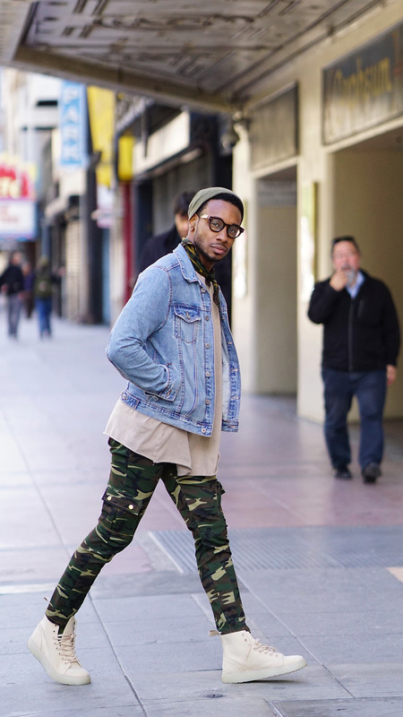 El mejor street-style de la semana: los pantalones cargo toman el control absoluto del look desenfadado