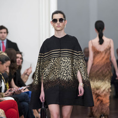 Foto 6 de 37 de la galería jorge-acuna-otono-invierno-2017 en Trendencias