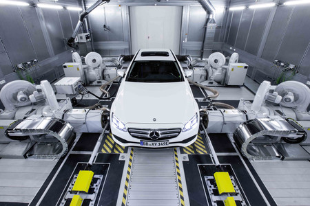 Mercedes-Benz vuelve a los seis cilindros en línea... y lo hace con hibridación de 48v