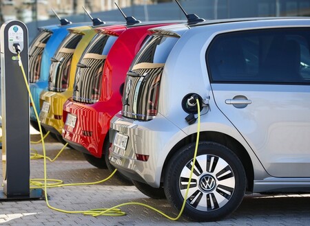 Las causas más comunes que generan los incendios en autos eléctricos