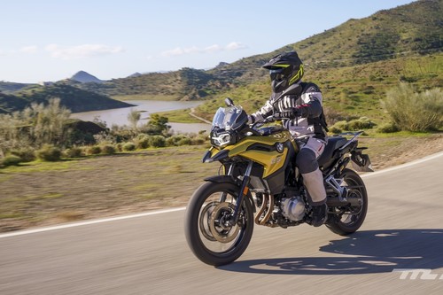 Probamos la BMW F 750 GS, una trail asfáltica para el carnet A2 que busca el equilibrio perfecto