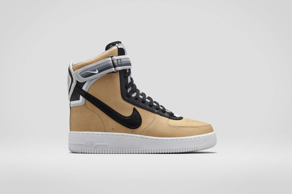Foto de Nike + R.T. Air Force 1 Beige Collection (3/6)