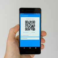 Intentó viajar con el código QR de otro pasajero y sentó un precedente. Ya sabemos qué sucede si robas este elemento identificativo
