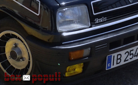 Entre 'hot-hatches', GTI e himnos y banderas, en box populi (47)