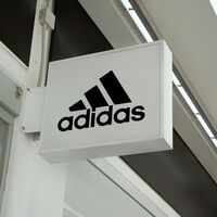 Las rebajas de Adidas arrasan con estas zapatillas que se adaptan como un calcetín y son ideales para usar a diario 