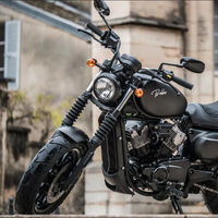 Hyosung GV300 S Bobber: la custom con motor bicilíndrico de 30 CV aterriza en Europa