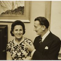 "Gala/Dalí/Dior. De arte y moda". Cuando los vestidos son obras de arte como los cuadros