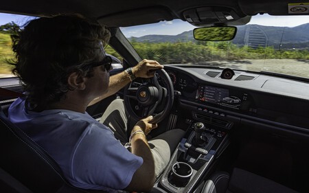 Prueba 2024 Porsche 911 GT3 Touring 1