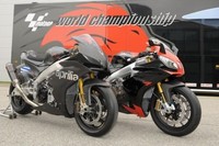 Aprilia RSV4, imágenes oficiales