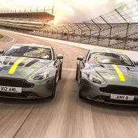 Pura competición británica homologada, así son las 300 exclusivas unidades del Aston Martin Vantage AMR