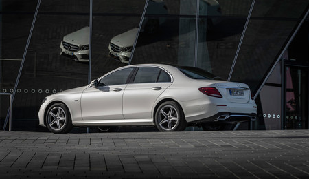 Mercedes-Benz Clase E 300 DE, precios