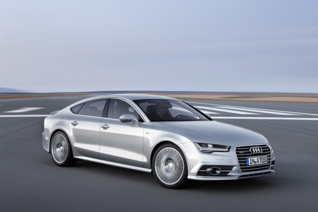 Así se lo pasa en las dunas de Dubai el Audi A7 Sportback