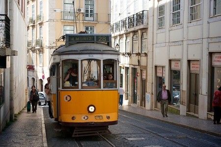 Las tres mejores líneas de tranvía para ver Lisboa