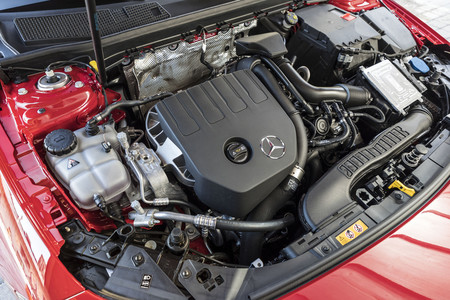 Mercedes-Benz CLA Coupé 2019, prueba contacto