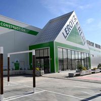 Leroy Merlin tiene la mejor solución para evitar que nuestro gato destroce el sofá: sin instalaciones y está rebajado  