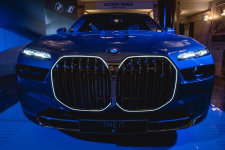 BMW i7 Primer Contacto 55