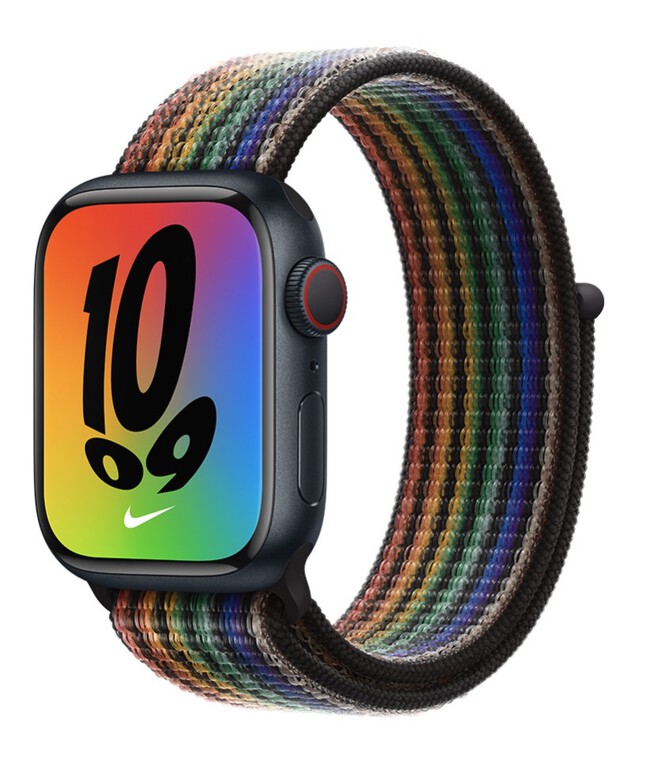 Correa Nike Pride 2022 Apple Watch