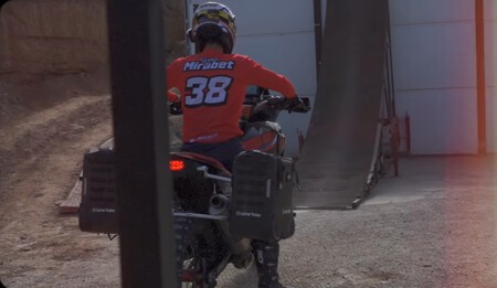 Backflip Honda Africa Twin 002