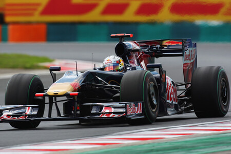 Alguersuari Toro Rosso F1 2011