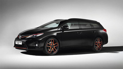 Estudios de diseño para los Toyota Auris Touring Sports y RAV4, para todos los gustos 