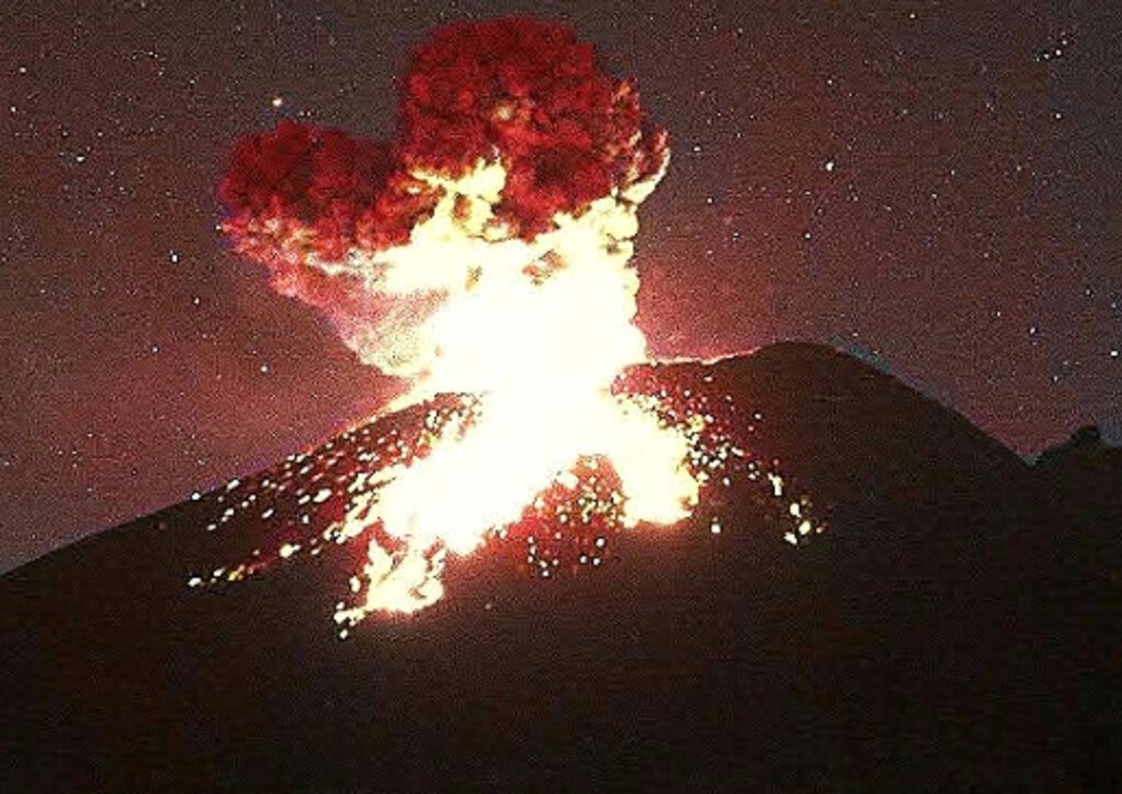 El volcán Popocatépetl explota, arroja gases material incandescente y acumula más de 200 exhalaciones en solo unas horas . Noticias en tiempo real