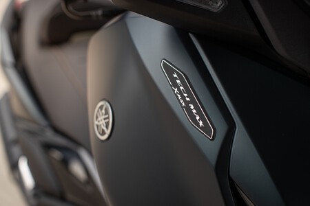 Yamaha Xmax 300 Tech Max 2023 002