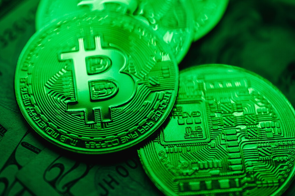 No es solo Oxxo: Bancoppel, Soriana y hasta Banco del Bienestar interambiarán tus criptomonedas de Coinbase por pesos en México