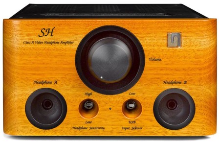 Este equipo con aspecto retro es en realidad un amplificador de auriculares a válvulas