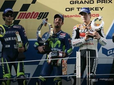 Melandri gana en Estambul