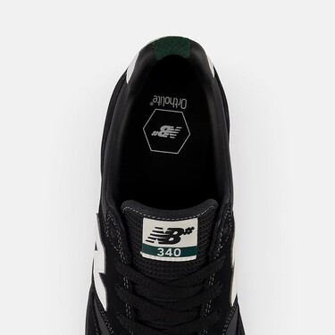 New Balance apuesta al color negro para hacer de las NB Numeric 340 las zapatillas perfectas para llevar del curro a la calle