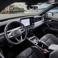 "No es un celular, es un auto": Volkswagen cree que las pantallas en los coches ya se nos salieron de las manos 