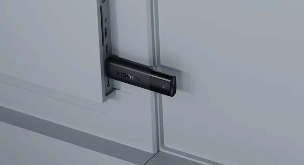 Este aparatito es el secreto de Xiaomi para resucitar antiguos televisores y convertirlos en Smart TVs