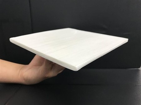 Reducir los costes de energía asociados con el enfriamiento de edificios en hasta un 50% es posible con esta nueva madera