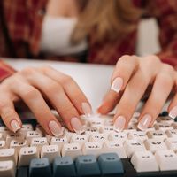 Queima de estoque na Amazon: teclados gamer chegam ao menor preço do ano 