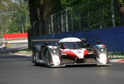 Peugeot debuta con victoria en Monza