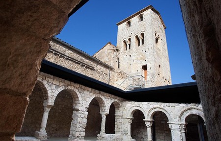 Monestir Romanic De Sant Sebastia Dels Gorgs