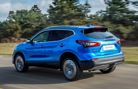 Nissan Qashqai 2017 R24 Jpg