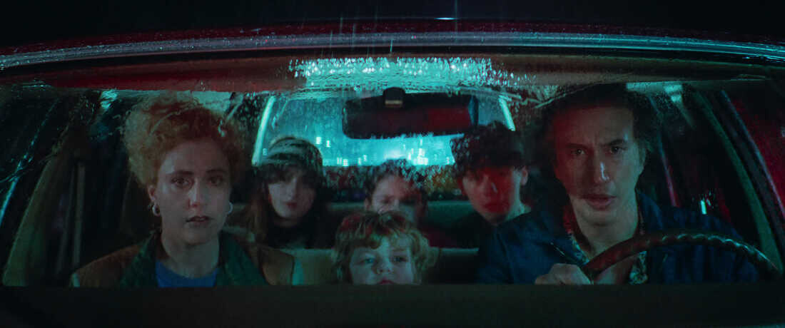 Ruido de fondo (2022) crítica Netflix y A24 dan vía libre a Noah