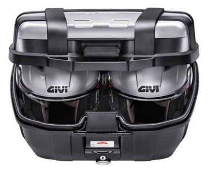 GIVI TRK52N, tan grande que lo puedes usar de cuna