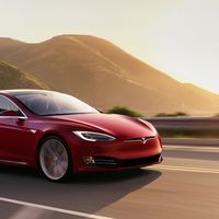 Tesla se asocia con Liberty Mutual: quiere cambiar el panorama de los seguros a nivel mundial