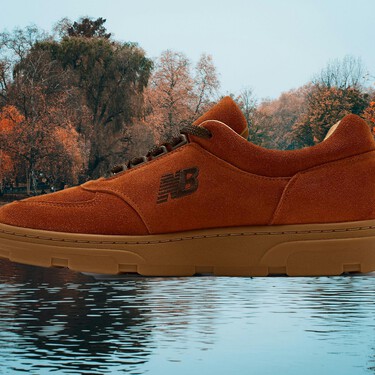 Si el otoño fuera un par de zapatillas, serían éstas de New Balance: tan cálidas como un café y suaves como el cielo al caer la tarde