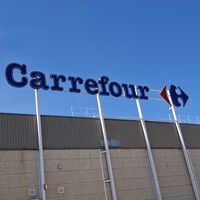 Carrefour acaba de traer las gafas más económicas para ver el eclipse solar de este verano con seguridad  