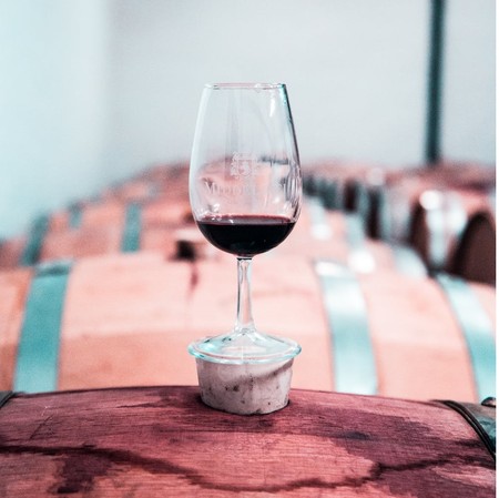 Promoción Bodeboca para acabar el mes disfrutando del mejor vino: 25% de descuento, envío gratis y además copas de regalo