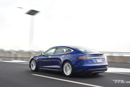 Tesla Model S 5