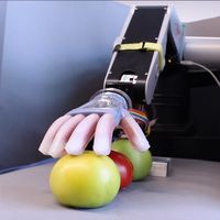 ¿Dejarías que un robot te operase? Según Porsche, la mayoría de pacientes alemanes confiarían su vida a las máquinas