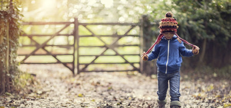 Hace frío, ¡salgamos! Por qué es importante para los niños disfrutar en la naturaleza