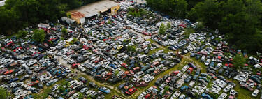 En esta ciudad no hay espacio para tanto coche abandonado y no saben qué hacer con ellos: 14.000 en sólo seis meses