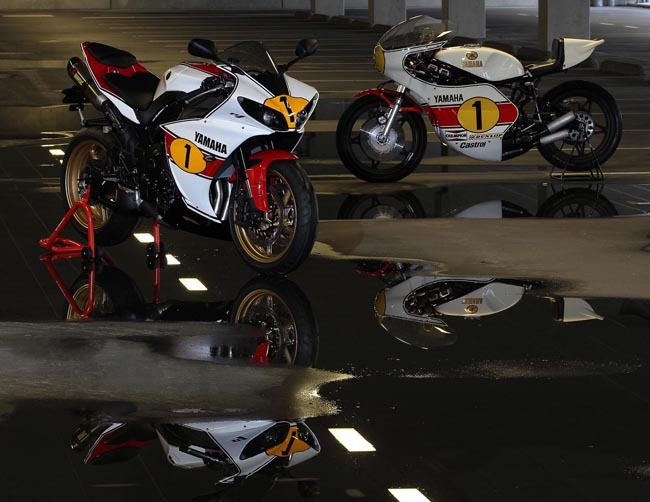 Yamaha R1 réplica Agostini