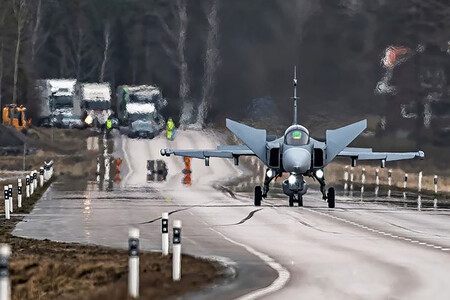Saab Gripen Carretera Pistas Dispersion
